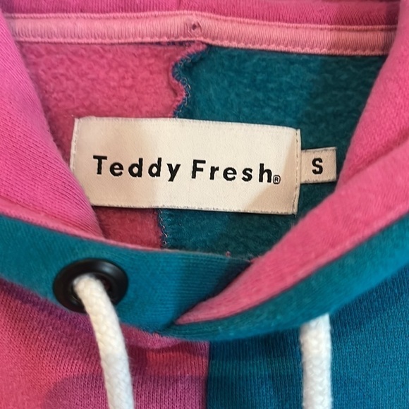 Teddy Fresh Color block hooded sweatshirt with pockets size small - Picture 9 of 11
